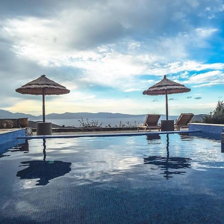 Evexia Villa Tholos  Bagian luar foto